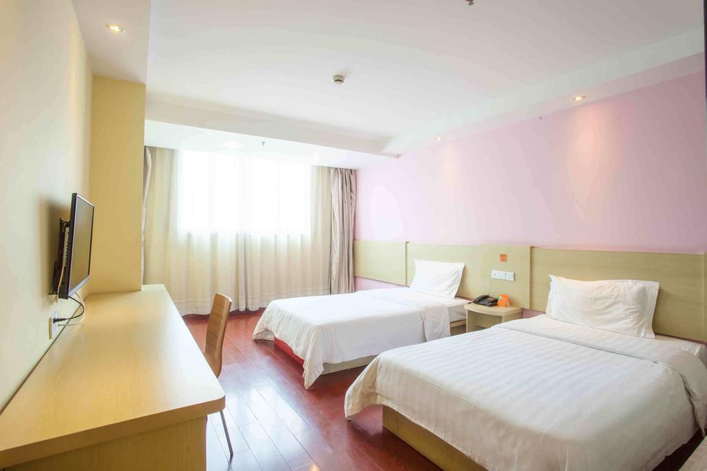 7Days Inn Guangzhou Meihuayuan Metro Station Room photo
